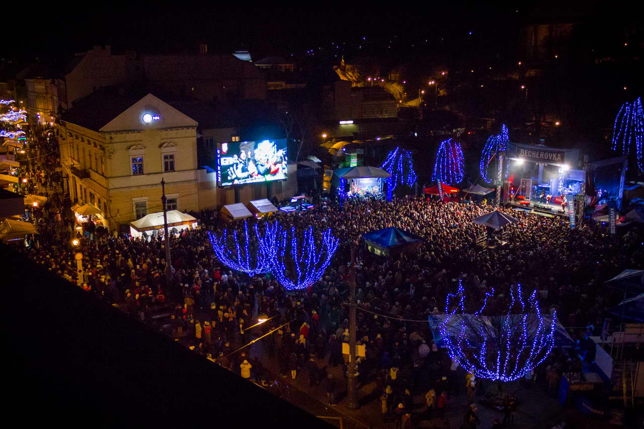 Töltsd február utolsó hétvégéjét a Becherovka Miskolci Farsangon!