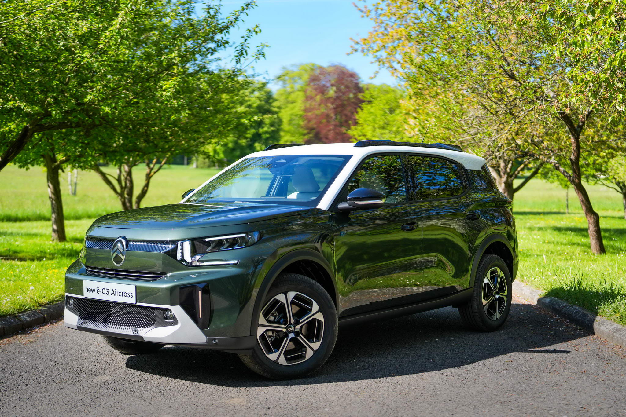 PARIS MOTOR SHOW 2024: A CITROËN TELJESEN MEGÚJÍTOTT felhozatallal érkezik